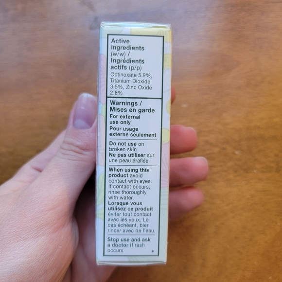 Clinique Even Better Foundation - Picture 3 of 7